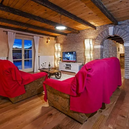 Villa Exclusive Tomani With Private Pool