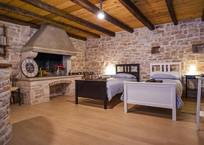 Exclusive Tomani With Private Pool Villa Krmed