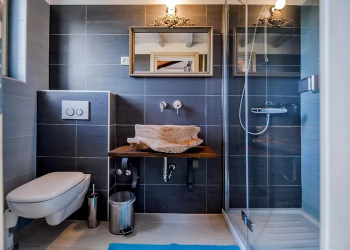 Exclusive Tomani With Private Pool Villa *