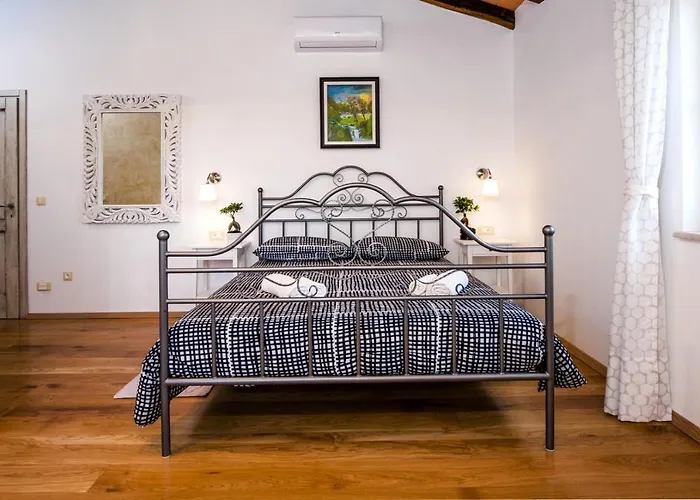 Exclusive Tomani With Private Pool Villa *
