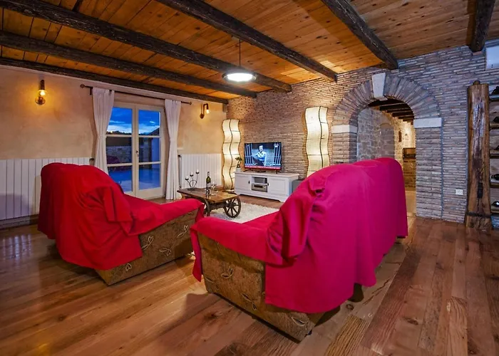 Villa Exclusive Tomani With Private Pool