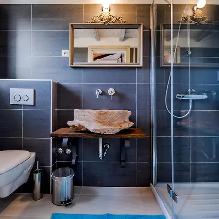 Exclusive Tomani With Private Pool Vila *