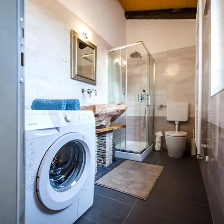 Exclusive Tomani With Private Pool Villa Krmed